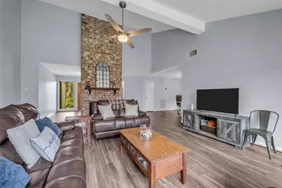 3138 Wagon Trail Drive, Sugar Land, TX 77479 - Photo 5