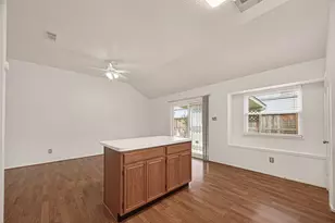 602 W Larkspur Cir, Pearland, TX 77584 - Photo 17