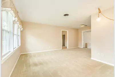 311 Carnation Street, Lake Jackson, TX 77566 - Photo 13