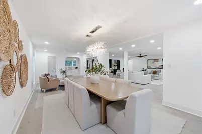 10714 Cranbrook Road, Houston, TX 77042 - Photo 17