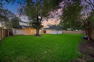10714 Cranbrook Rd, Houston, TX 77042 - Photo 5