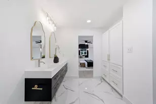 10714 Cranbrook Rd, Houston, TX 77042 - Photo 25