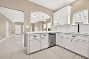 14134 Packard St, Houston, TX 77040 - Photo 11