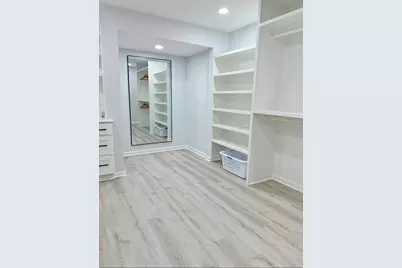 11402 Ash Creek Drive, Houston, TX 77043 - Photo 19