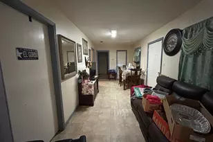 7611 Buena Vista St, Houston, TX 77087 - Photo 3