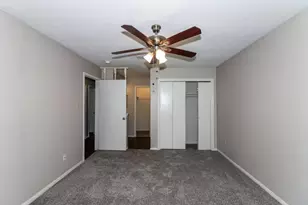 6527 La Violetta Dr, Houston, TX 77083 - Photo 9