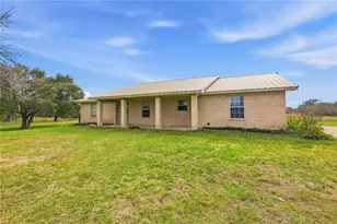 62 North St, Cuero, TX 77989 - Photo 27