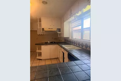 7623 Wilmerdean Street, Houston, TX 77061 - Photo 11