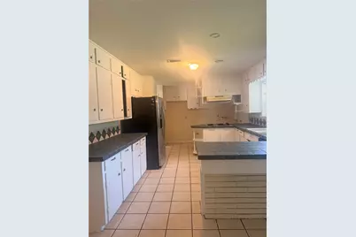 7623 Wilmerdean Street, Houston, TX 77061 - Photo 15