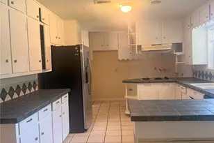 7623 Wilmerdean St, Houston, TX 77061 - Photo 15