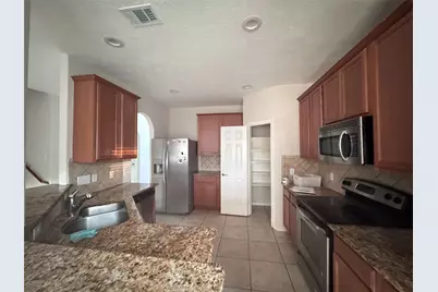 6718 Chester Oak Drive, Houston, TX 77083 - Photo 7