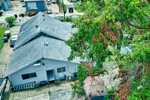 615 McIntosh St, Houston, TX 77009 - Photo 3