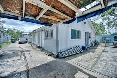 615 McIntosh Street, Houston, TX 77009 - Photo 31