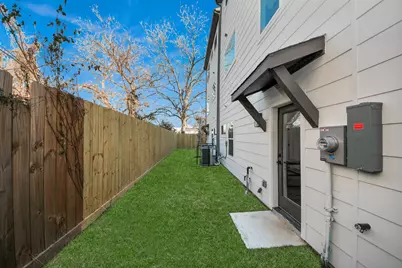 4804 Elysian Street #B, Houston, TX 77009 - Photo 39