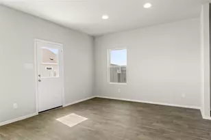 4522 Blue Mountain Laurel St, Pinehurst, TX 77362 - Photo 11