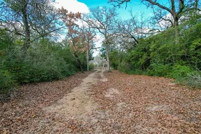 11384 Silver Springs Road, Rockdale, TX 76567 - Photo 33