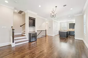 2421 Beall St, Houston, TX 77008 - Photo 11