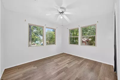 903 Commanche Road, Conroe, TX 77316 - Photo 13