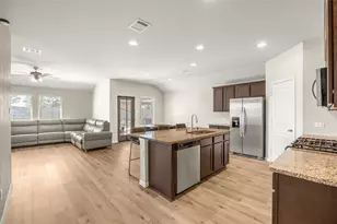 22923 Petrizzi Ln, Katy, TX 77449 - Photo 5