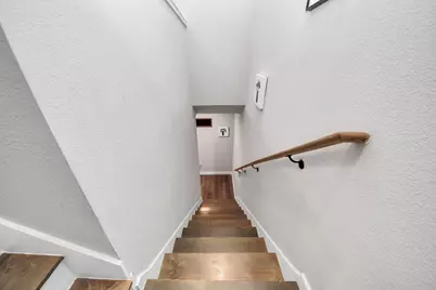 11610 Danford Lane, Houston, TX 77016 - Photo 9