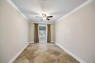 1221 Aurora Street, Houston, TX 77009 - Photo 9