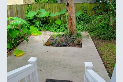 1221 Aurora Street, Houston, TX 77009 - Photo 13