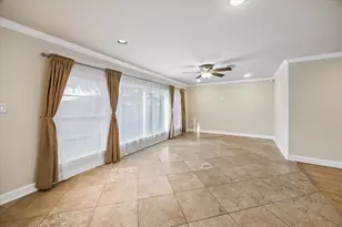 1221 Aurora St, Houston, TX 77009 - Photo 3