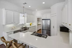 710 Redan St, Houston, TX 77009 - Photo 17