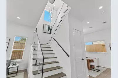 2592 W Tidwell Road, Houston, TX 77091 - Photo 11