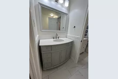 202 W Tri Oaks Ln #202, Houston, TX 77043 - Photo 15