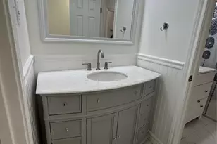 202 W Tri Oaks Ln, Houston, TX 77043 - Photo 15