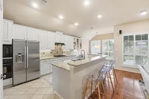 26925 Merlot River Dr, Kingwood, TX 77339 - Photo 9