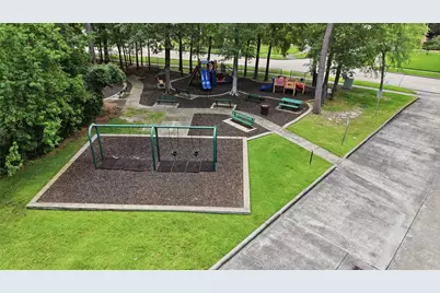 26925 Merlot River Drive, Kingwood, TX 77339 - Photo 35
