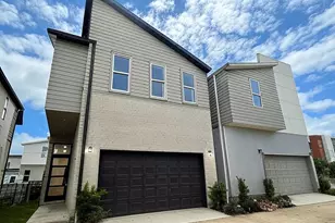 9807 Hope Hbr Ln, Houston, TX 77080 - Photo 1