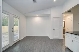 16 N Circlewood Glen, The Woodlands, TX 77381 - Photo 19