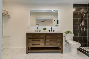 16 N Circlewood Glen, The Woodlands, TX 77381 - Photo 23