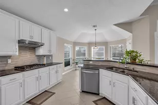 11811 Lakewood Crossing Dr, Tomball, TX 77377 - Photo 15