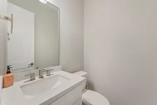 707 Apogee Trl, Houston, TX 77022 - Photo 13