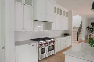 3817 Aberdeen Way, Houston, TX 77025 - Photo 7