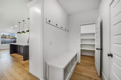 514 Melbourne Street #B, Houston, TX 77022 - Photo 29