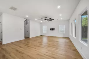 514 Melbourne St, Houston, TX 77022 - Photo 23