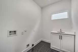 514 Melbourne St, Houston, TX 77022 - Photo 21