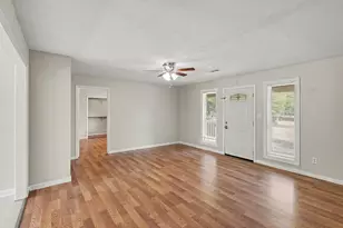 31 Elendor Dr, Cleveland, TX 77328 - Photo 5