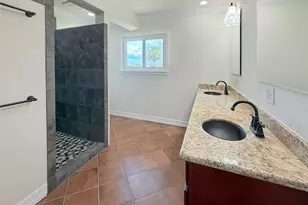 23 Kingfish Ln, Freeport, TX 77541 - Photo 15