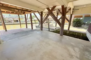 23 Kingfish Ln, Freeport, TX 77541 - Photo 25