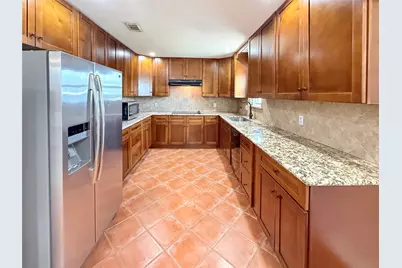 23 King Fish Lane, Freeport, TX 77541 - Photo 5