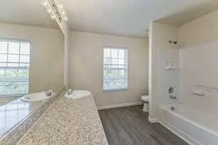 718 North Ella Creek Drive, Houston, TX 77067 - Photo 13