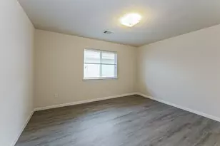 718 North Ella Creek Drive, Houston, TX 77067 - Photo 11