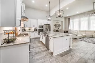 107 Rosewood Forest Ct, Willis, TX 77318 - Photo 11
