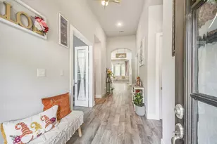 107 Rosewood Forest Ct, Willis, TX 77318 - Photo 5